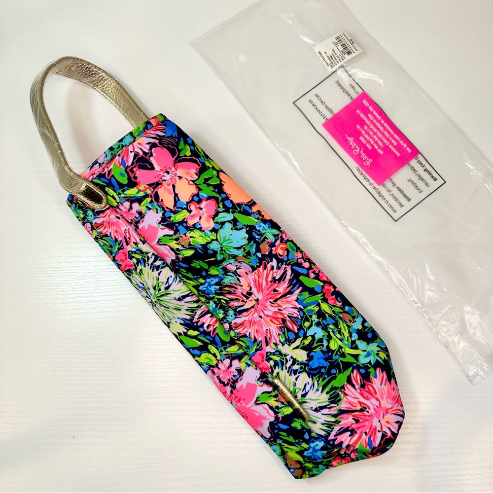 Lilly Pulitzer Wine Bag, Festive Fantasy, Hostess Gift - Picture 7 of 12